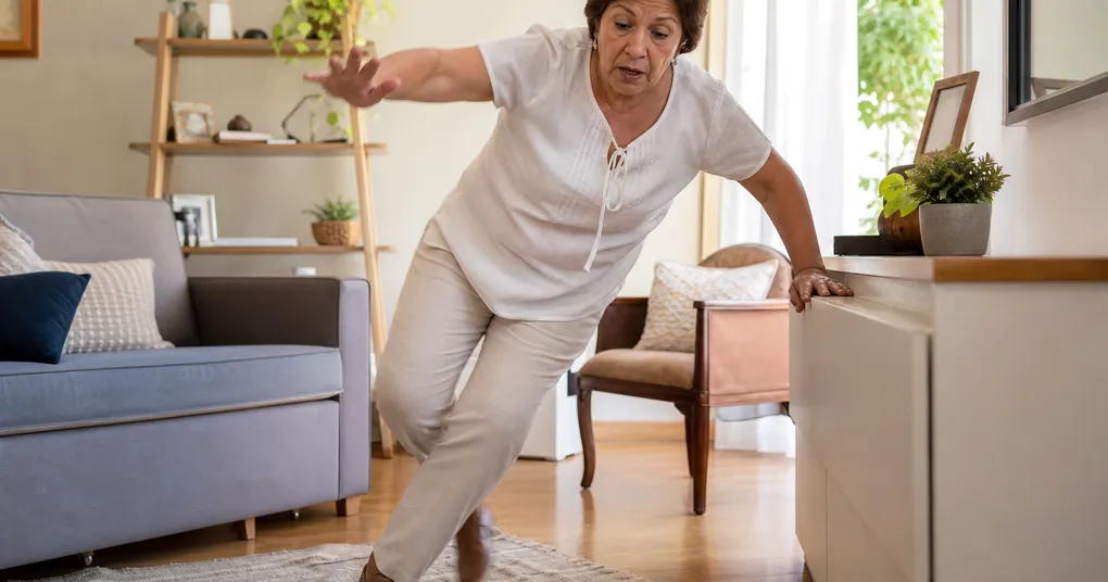 Medo de cair não é frescura: prevenir queda é cuidado de saúde